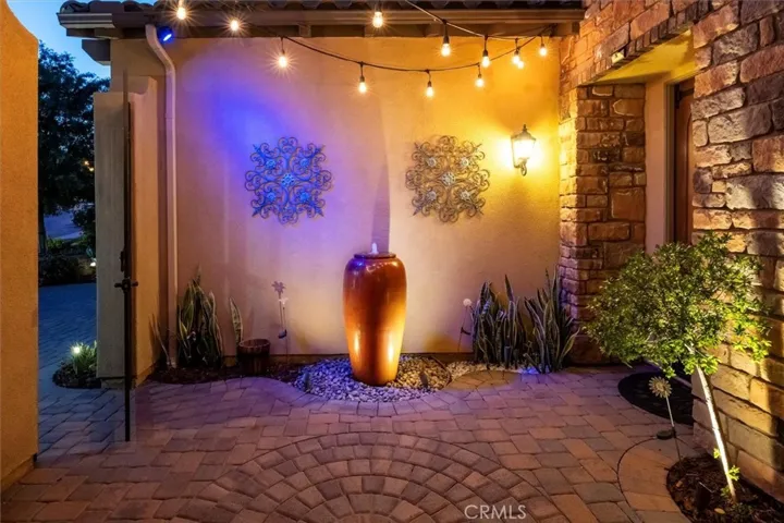 28360 Steel Lane, Valencia, California 91354