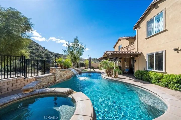 28360 Steel Lane, Valencia, California 91354
