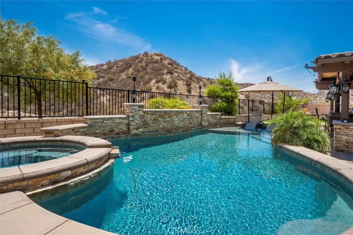 28360 Steel Lane, Valencia, California 91354