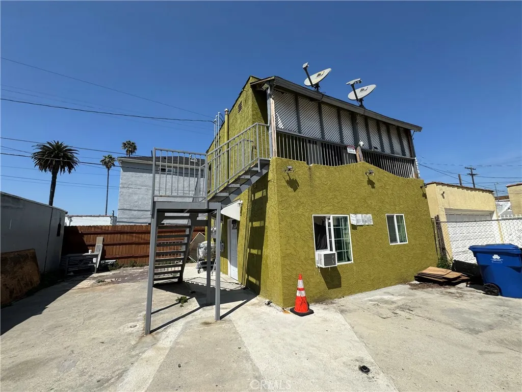 5819 4th Avenue 3, Los Angeles, California 90043 home-pic-25