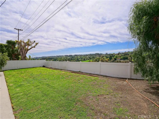 27665 Longhill Drive, Rancho Palos Verdes, California 90275