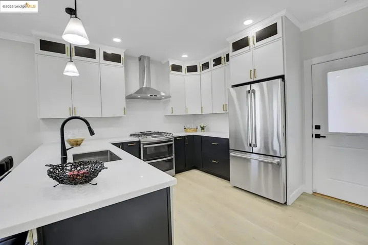 1625 4th Ave, Oakland, California 94606