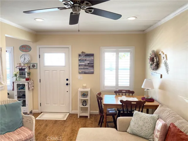 258 17th Street, Seal Beach, California 90740