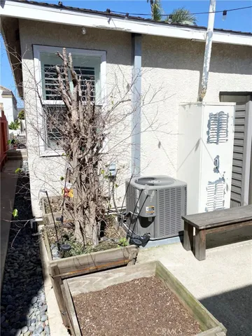 258 17th Street, Seal Beach, California 90740