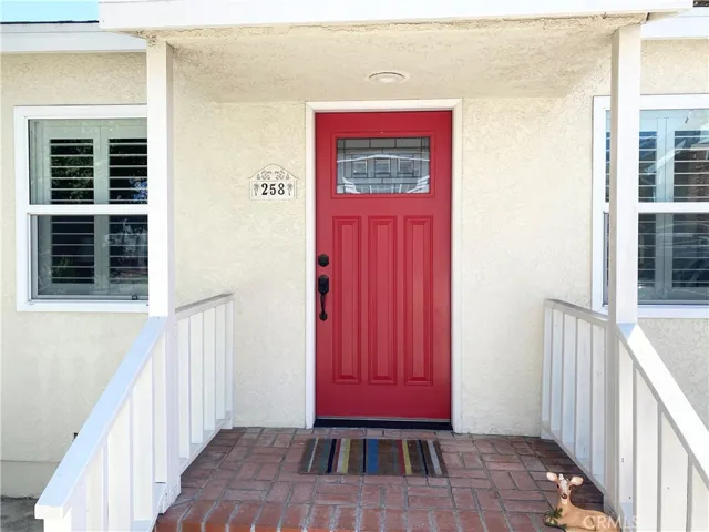 258 17th Street, Seal Beach, California 90740