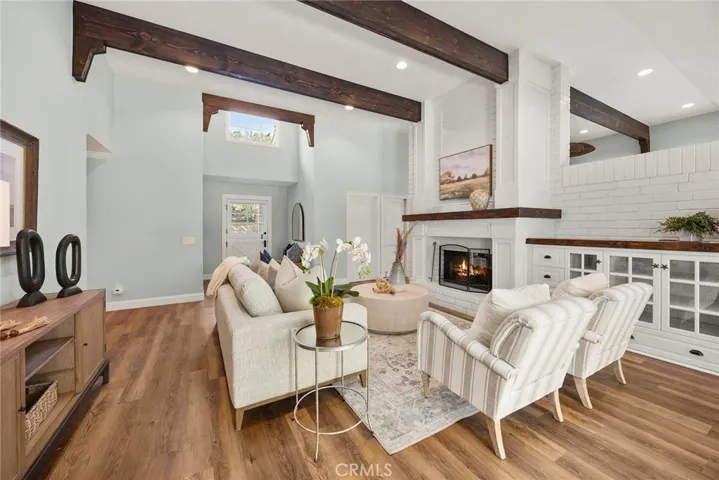 521 S Weymouth Court, Anaheim Hills, California 92807