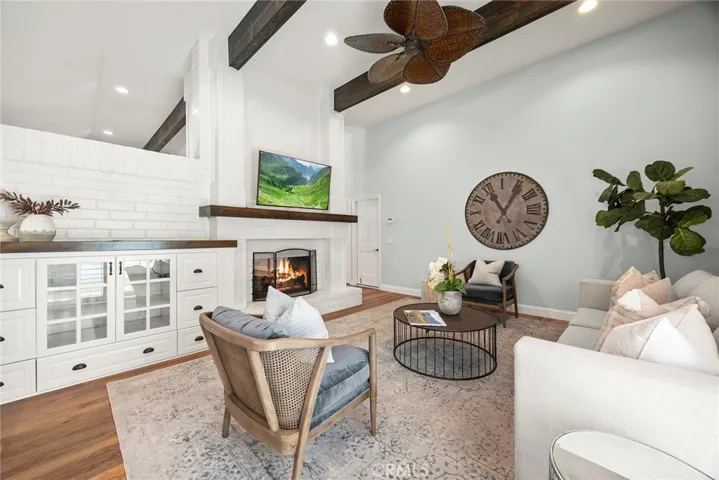 521 S Weymouth Court, Anaheim Hills, California 92807