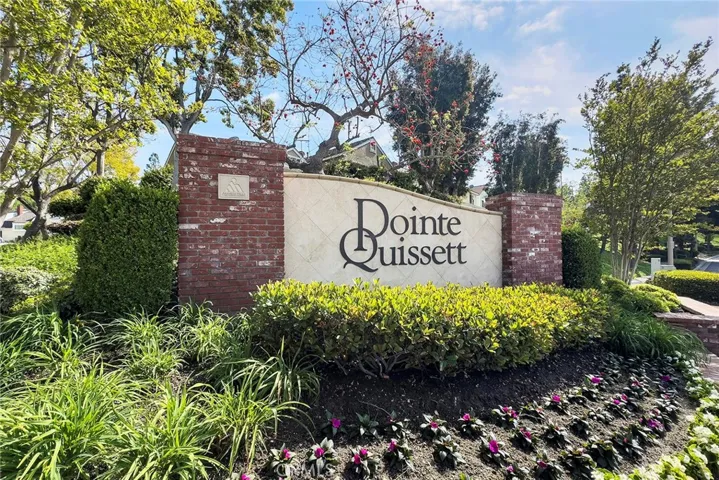 521 S Weymouth Court, Anaheim Hills, California 92807