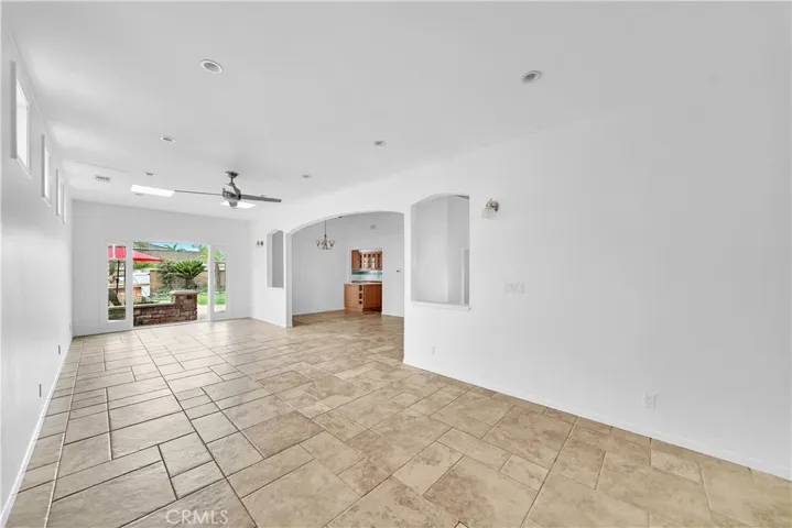 416 Aliso Avenue, Newport Beach, California 92663