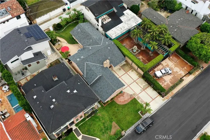 416 Aliso Avenue, Newport Beach, California 92663