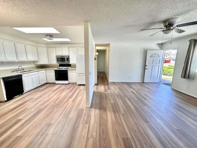 118 E Palomar, Chula Vista, California 91911