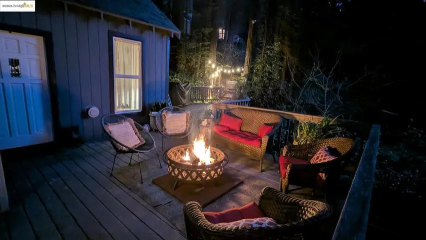 18512 Hwy 116, Guerneville, California 95446