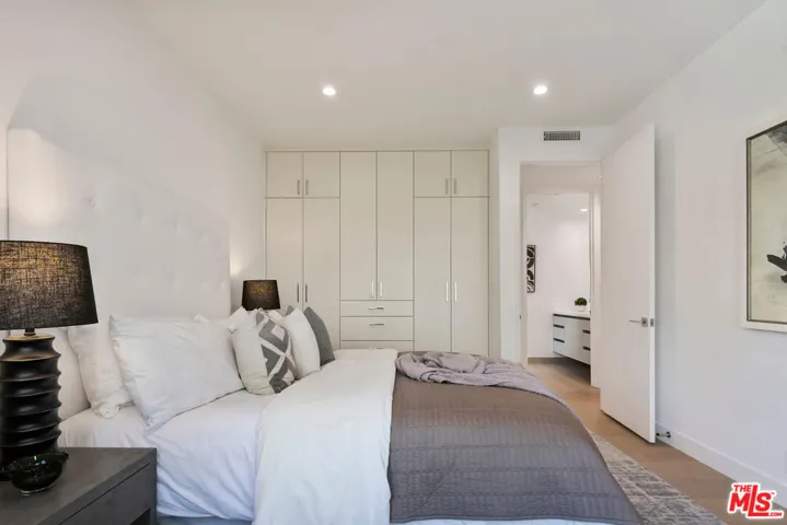 2112 Century Park Lane 103, Los Angeles, California 90067