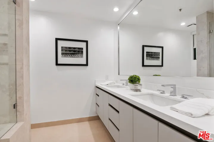 2112 Century Park Lane 103, Los Angeles, California 90067