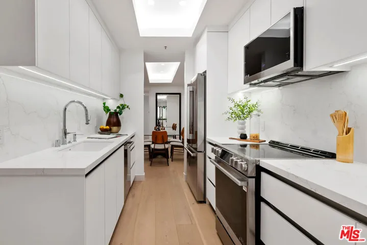2112 Century Park Lane 103, Los Angeles, California 90067