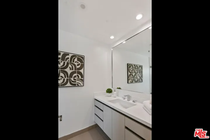 2112 Century Park Lane 103, Los Angeles, California 90067