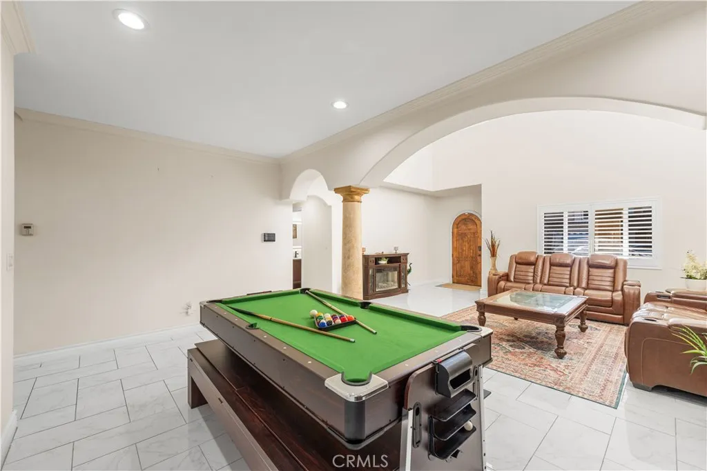 5654 Aura Avenue, Tarzana, California 91356 home-pic-10