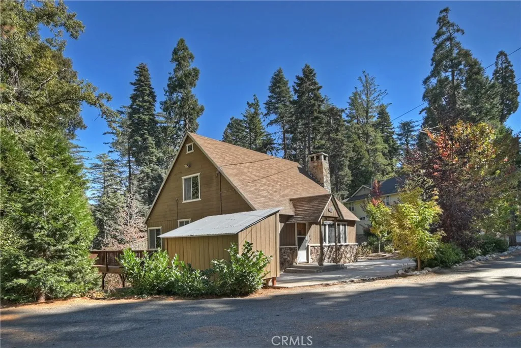 863 Oak Road, Lake Arrowhead, California 92386 home-pic-0