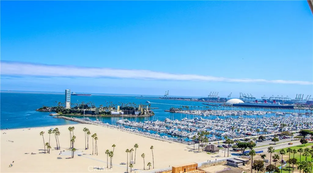 800 E Ocean Boulevard 1105, Long Beach, California 90802 home-pic-2
