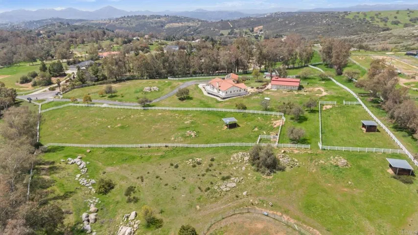 20191 Deerben Rd, Ramona, California 92065