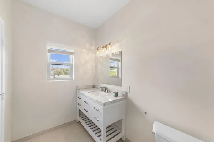 20191 Deerben Rd, Ramona, California 92065