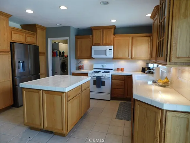 35054 Kimberly Lane, Yucaipa, California 92399