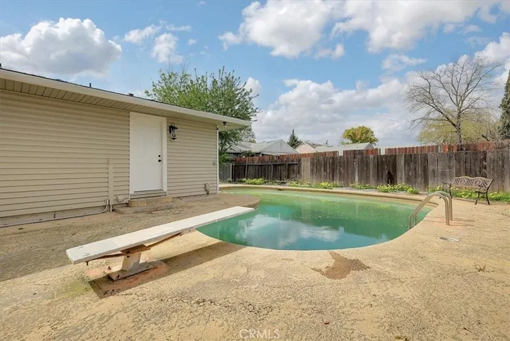 720 Sloss Avenue, Yuba City, California 95991