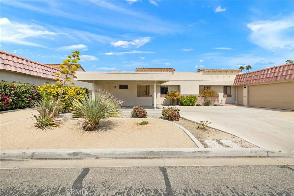 40514 Bay Hill Way, Palm Desert, California 92211 home-pic-30