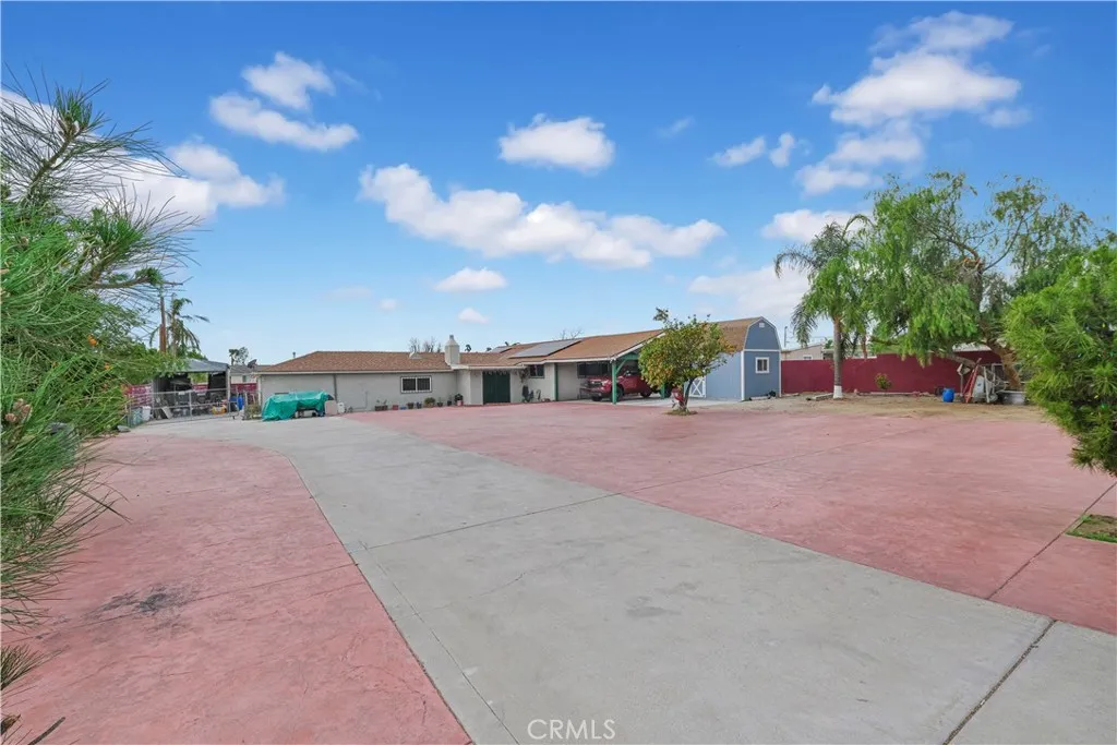 13441 Fenton Avenue, Sylmar, California 91342, 3 Bedrooms Bedrooms, ,2 BathroomsBathrooms,Residential,For Sale,Fenton,IV25075006
