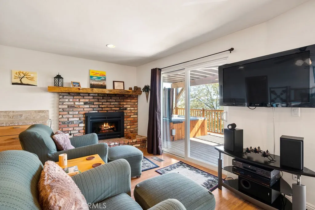 27721 Caribou Drive, Lake Arrowhead, California 92352 home-pic-36