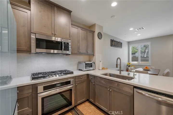 368 S Auburn Heights Lane, Anaheim Hills, California 92807