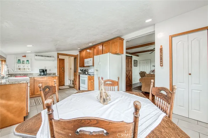 8029 Fruitland Avenue, Winton, California 95388