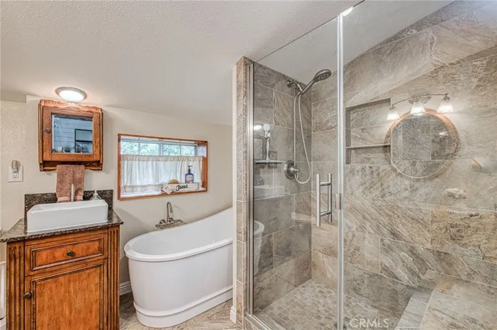 8029 Fruitland Avenue, Winton, California 95388