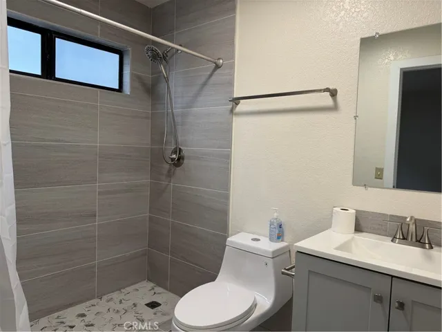 5139 Via Del Valle Street, La Verne, California 91750