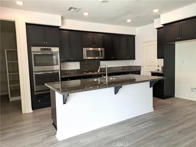 5318 Daytime Avenue, Fontana, California 92336