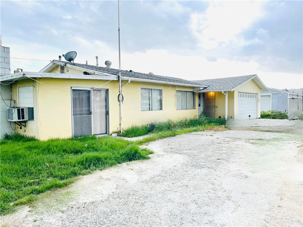 1380 Cottonwood Avenue, San Jacinto, California 92582 home-pic-3