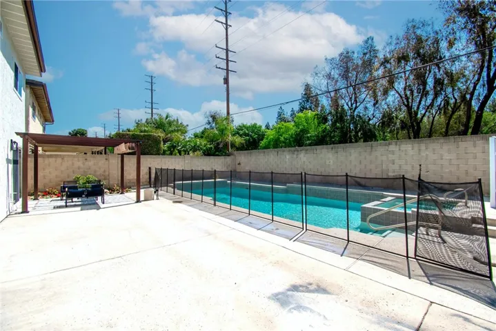 7842 E Woodsboro Avenue, Anaheim Hills, California 92807
