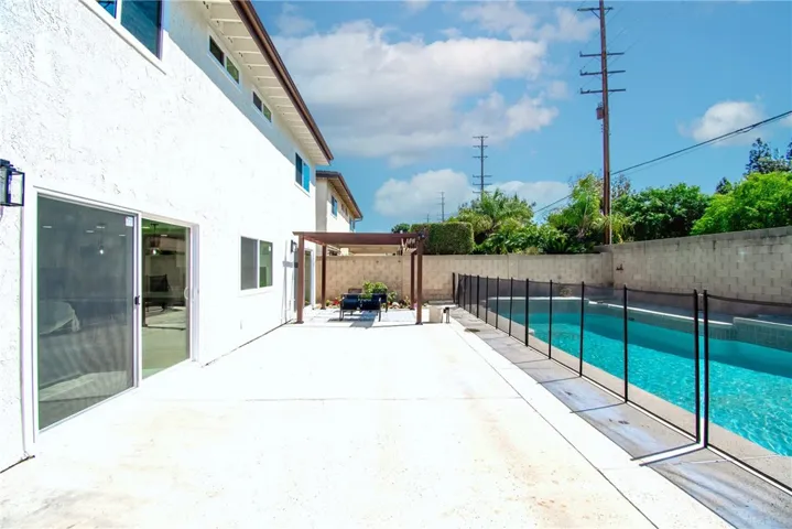 7842 E Woodsboro Avenue, Anaheim Hills, California 92807