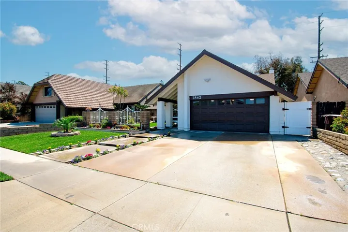 7842 E Woodsboro Avenue, Anaheim Hills, California 92807
