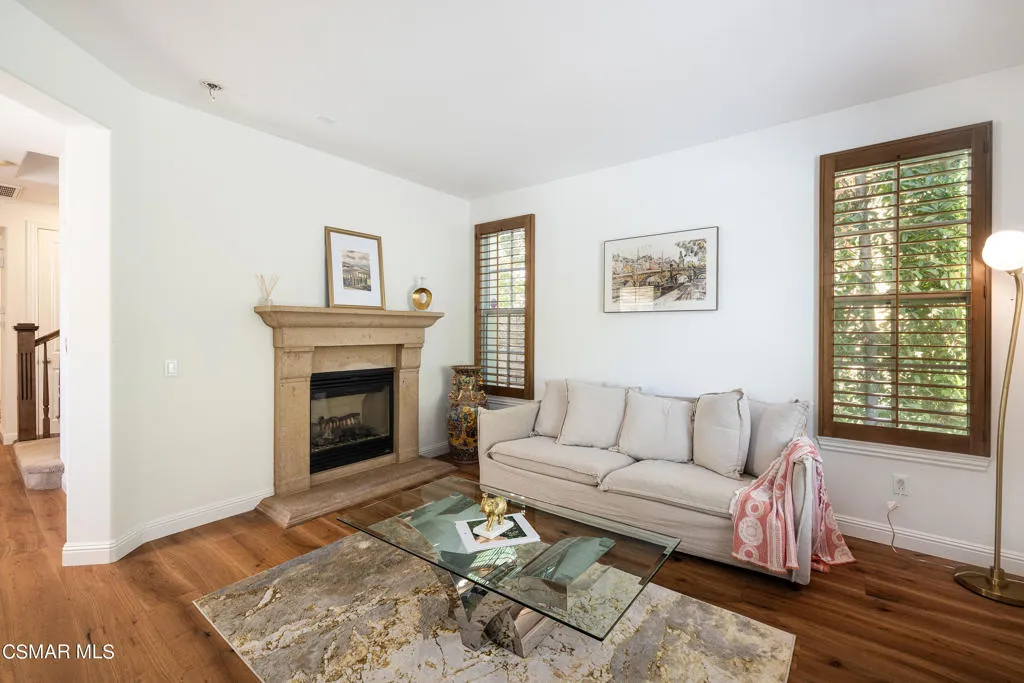 4641 Camino Del Sol, Calabasas, California 91302 home-pic-5