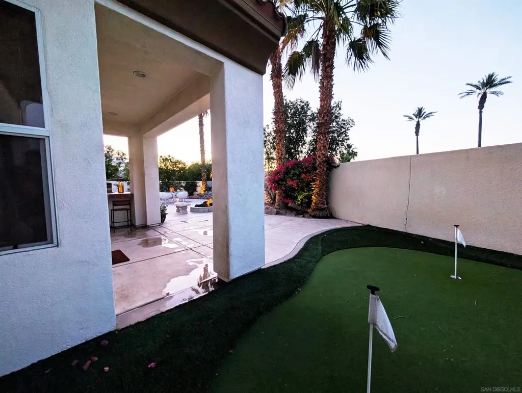 102 Mission Lake Way, Rancho Mirage, California 92270 home-pic-36