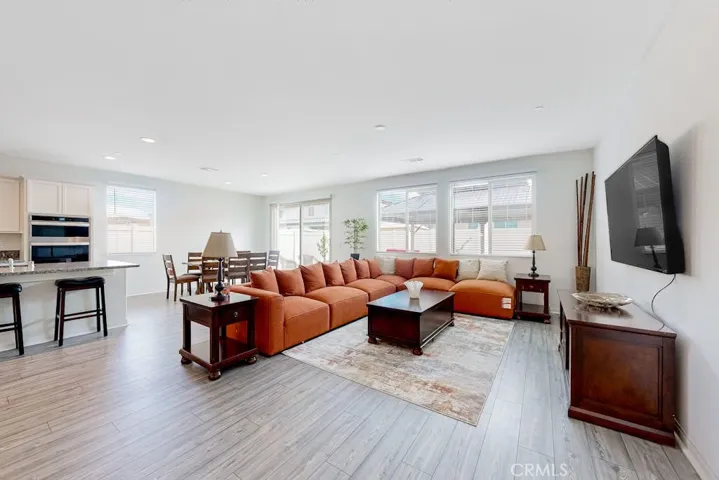 32861 Oakland Way, Winchester, California 92596