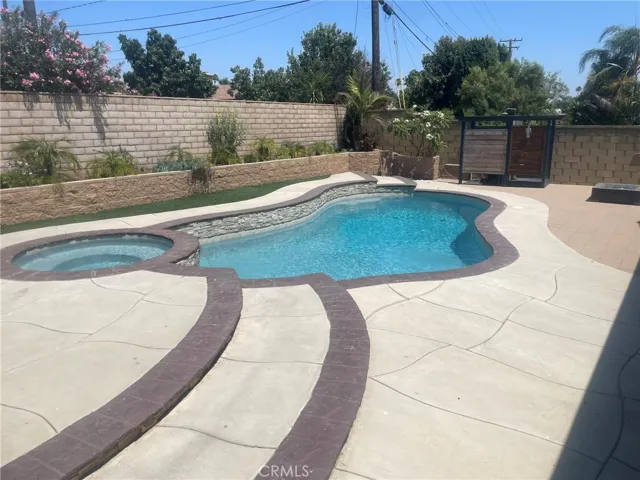 2821 Carnoustie, Ontario, California 91761