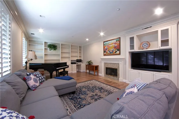 4 Sutherland Drive, Ladera Ranch, California 92694