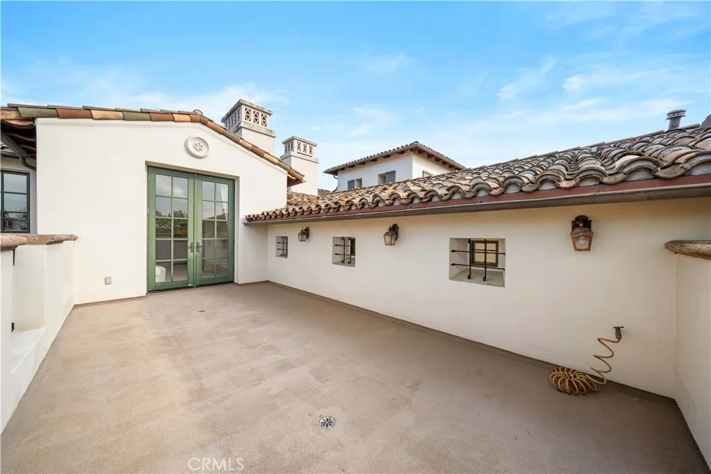 32 Golden Eagle, Irvine, California 92603 home-pic-23