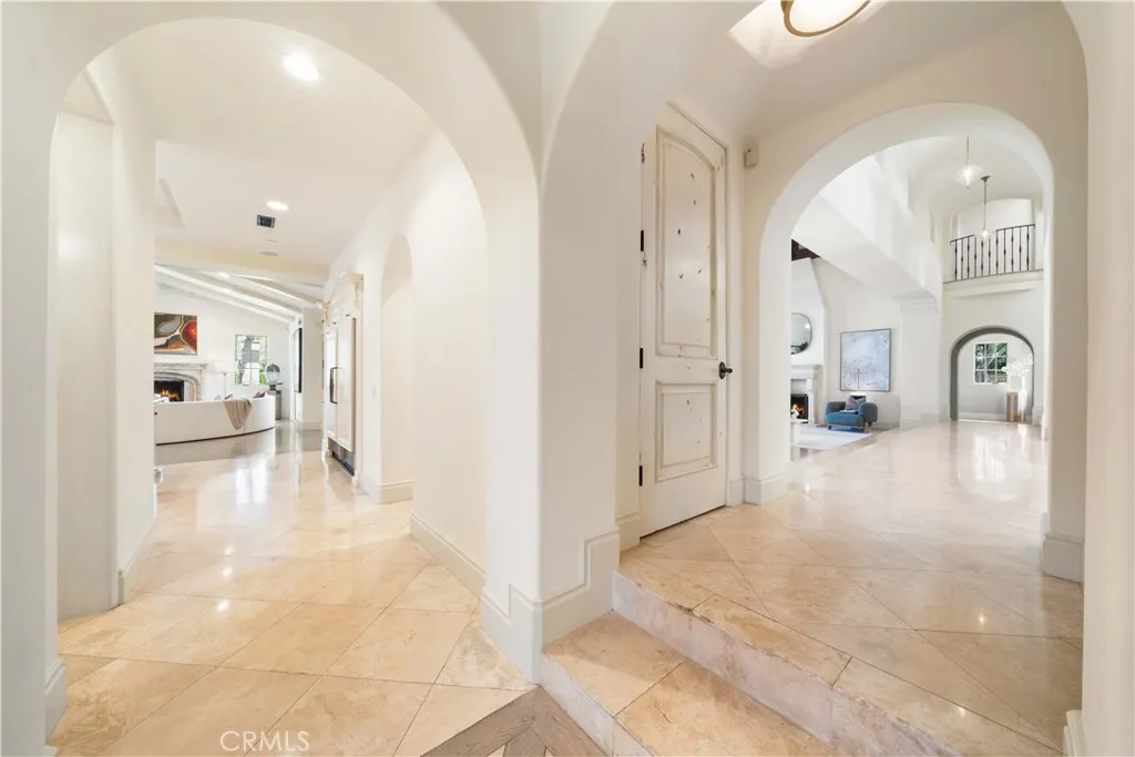 32 Golden Eagle, Irvine, California 92603 home-pic-12