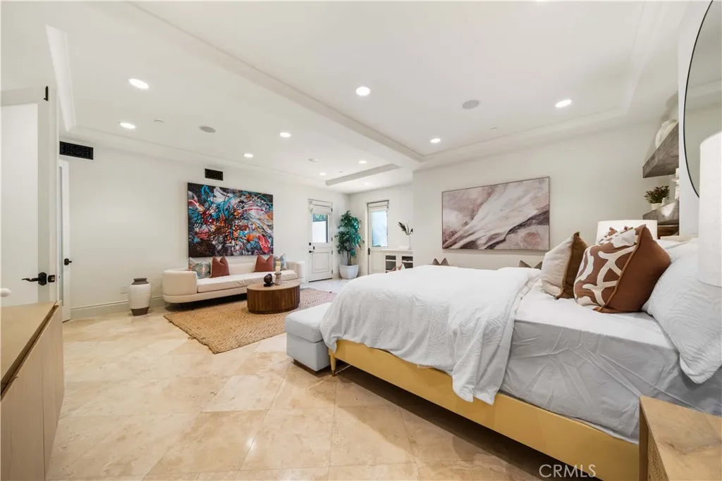 32 Golden Eagle, Irvine, California 92603 home-pic-33