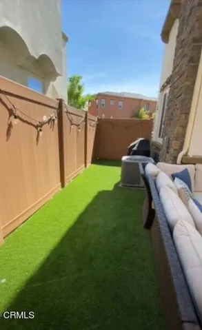 Range Rd. rental - backyard 4