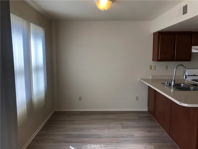 20211 Carlisle Road, Apple Valley, California 92307