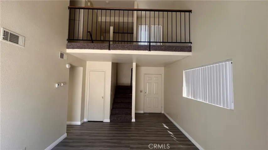 20211 Carlisle Road, Apple Valley, California 92307